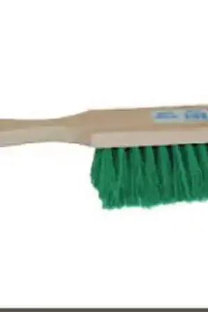Balayette fibres dures vertes manche court bois Brosserie thomas Offre Du Jour