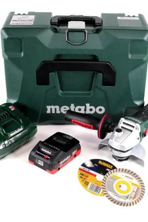 Promotion Meuleuse d'angle sur batterie Metabo W 18 LTX 125 Quick 18V 125mm en MetaLoc + 1x batterie 4,0 Ah + chargeur + disques à tronçonner