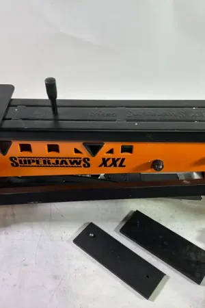 Haute Qualité Triton SJA100XL SuperJaws XXL Mobiler Spannbock 1.000 kg Spannkraft 1005 x 960 x 890 mm - Beschädigt