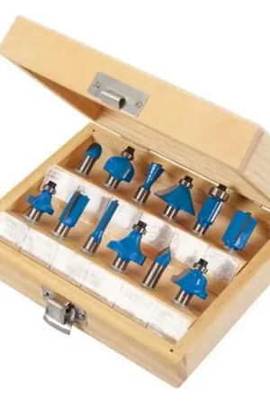 Achetez Aujourd'hui COFFRET 12 FRAISES A BOIS POUR DEFONCEUSE 8 MM