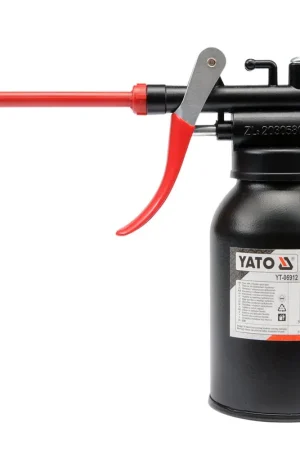 Achat Immédiat BURETTE A HUILE METALLIQUE 200 ml BEC RIGIDE